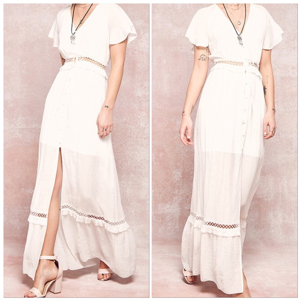🆕White Button Down Flutter Sleeve Maxi Dress